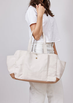 Embroidered Pocket Tote - The Particulars