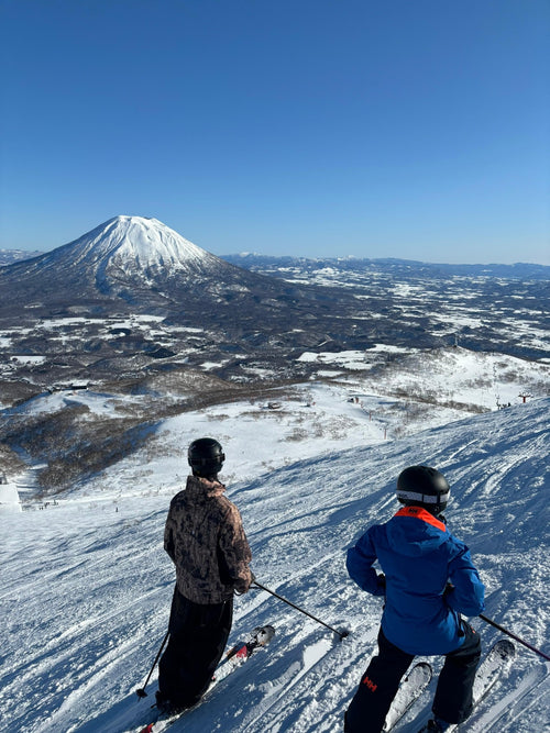 Particular Travel Guide: Skiing in Japan - The Particulars