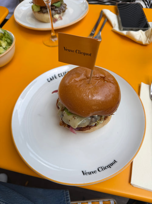 Particular Travel Guide: Paris, France - The Particulars