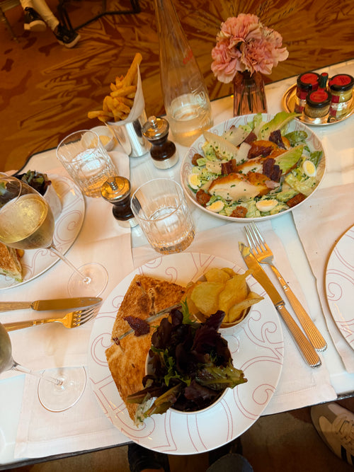 Particular Travel Guide: Paris, France - The Particulars